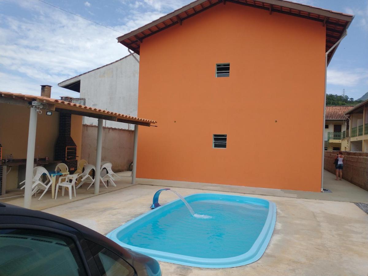 Chales Beira Rio Ubatuba Bagian luar foto